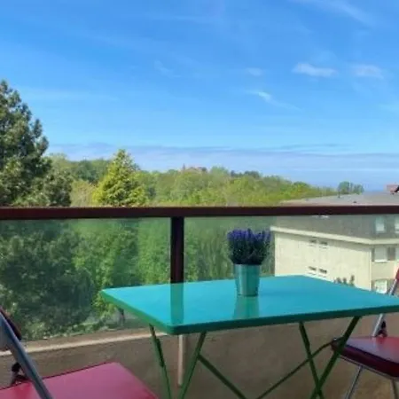 Avec Balcon, Wifi, Parking Privatif, A Proximite De La Et Du Centre-ville. - Fr-1-712-20 아파트